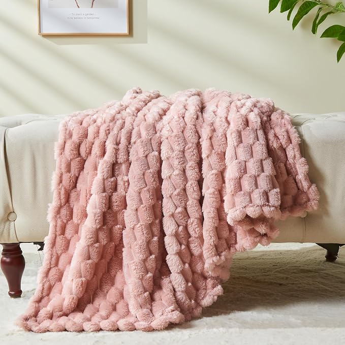 NEWCOSPLAY Fleece Clouds Cozy Twin Blanket - Image 6