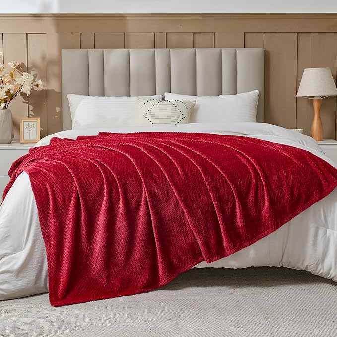 NEWCOSPLAY Super Soft King Blanket Red Premium Silky Flannel Fleece Leaves Pattern Lightweight Bed Blanket All Season Use (Red, King(90"x110"))