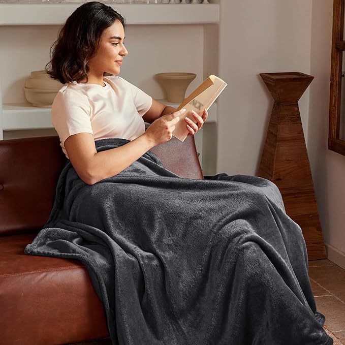 Exclusivo Mezcla Fleece Blanket Queen Size for Bed, Super Soft and Warm, All Season Use, Cozy, Plush, Lightweight, 90x90 Inches, Dark Grey