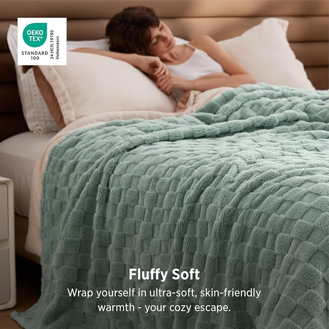 Bedsure GentleSoft King Size Blanket - Image 2