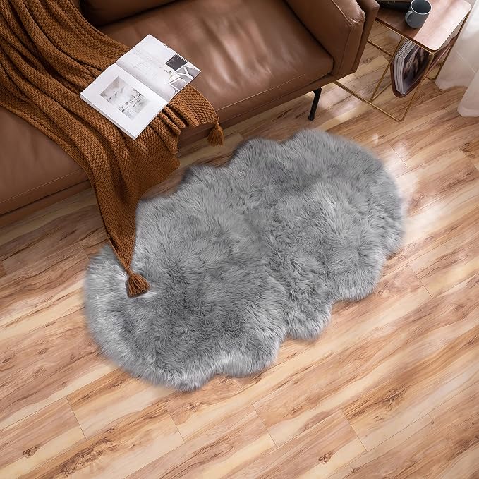 MIULEE Fluffy Area Rug 3x5 ft Faux Fur Sheepskin Rug - Image 7