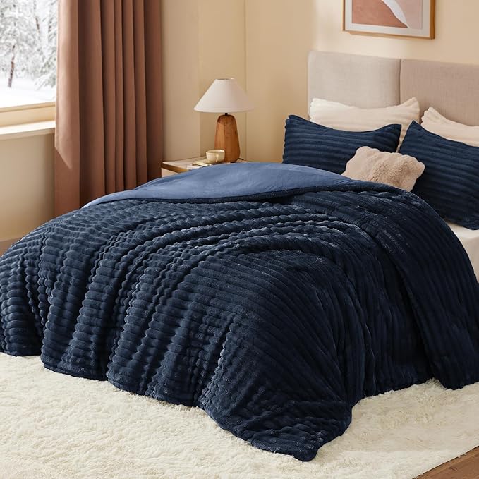BEDELITE Fleece California King Comforter Set -Super Soft & Warm Fluffy Navy Blue Bedding, Luxury Fuzzy Heavy Bed Set for Winter with 2 Pillow Cases