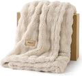 Bedsure 3D Fleece Bubble Blanket by Unknown