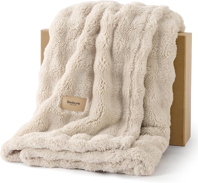 Bedsure 3D Fleece Bubble Blanket by Unknown