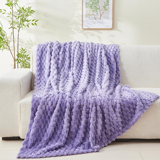 NEWCOSPLAY Fleece Clouds Cozy Twin Blanket - Image 7