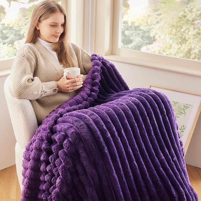 NEWCOSPLAY Fleece Ribbed Cozy Throw Blanket - Image 2