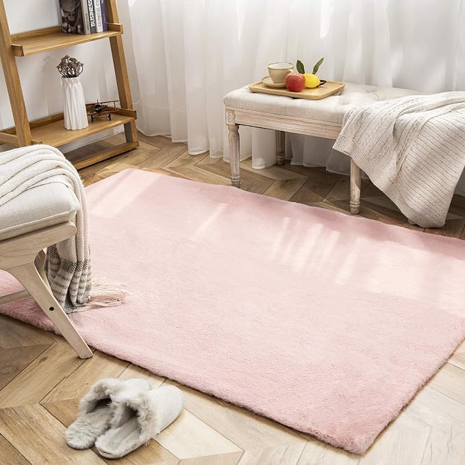Ashler Faux Fur Rug, Ultra Soft Faux Rabbit Fur, 4 x 6 Feet Rectangle, Machine - Image 4