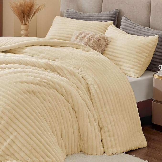 BEDELITE Fleece King Comforter Set -Super Soft & Warm Fluffy Beige Bedding, Luxury Fuzzy Heavy Bed Set for Winter with 2 Pillow Cases