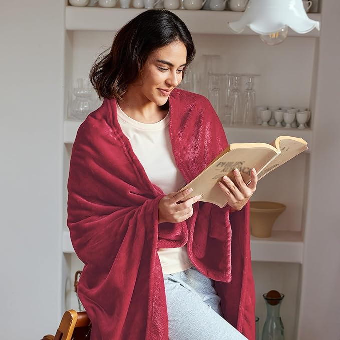 Exclusivo Mezcla Fleece Blanket Twin Size for Bed, Super Soft and Warm, All Season Use, Cozy, Plush, Lightweight, 60x80 Inches Deep Red