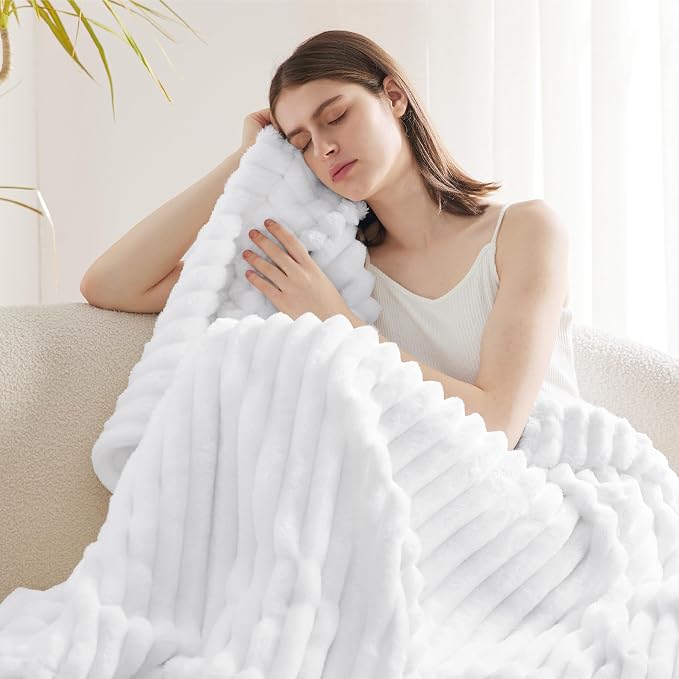 Bedsure Soft Throw Blanket for Couch Decor Gifts Bright White 50"x70" | - Image 4