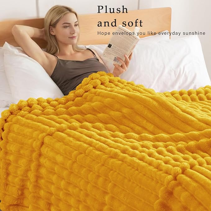 Exclusivo Mezcla Striped Twin Size Fleece Blanket - Image 2