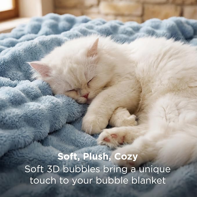 Bedsure 3D Fleece Bubble Blanket - Image 3