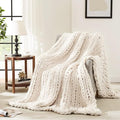 L'AGRATY Chunky Knit Throw Blanket by LAGRATY