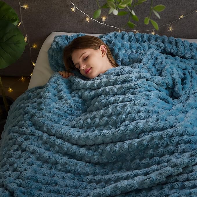 NEWCOSPLAY Fleece Clouds Cozy King Blanket by NEWCOSPLAY