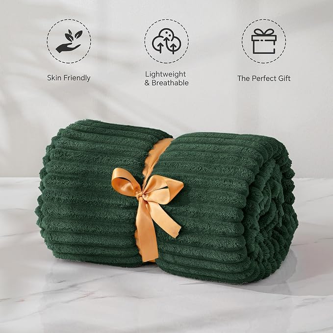 BEDELITE 3D Ribbed Emerald Green Fleece Twin Blanket - Image 5