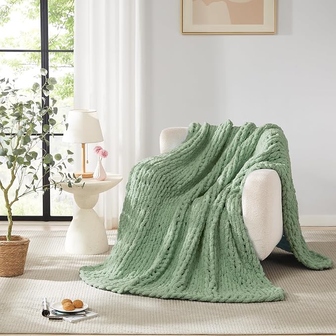 L'AGRATY Chunky Knit Throw Blanket - Image 7