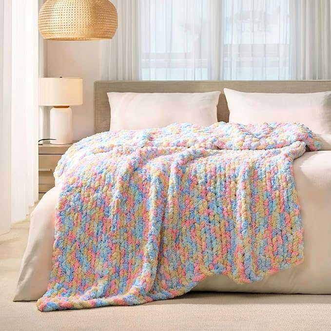 L'AGRATY Chunky Knit Throw Blanket by LAGRATY
