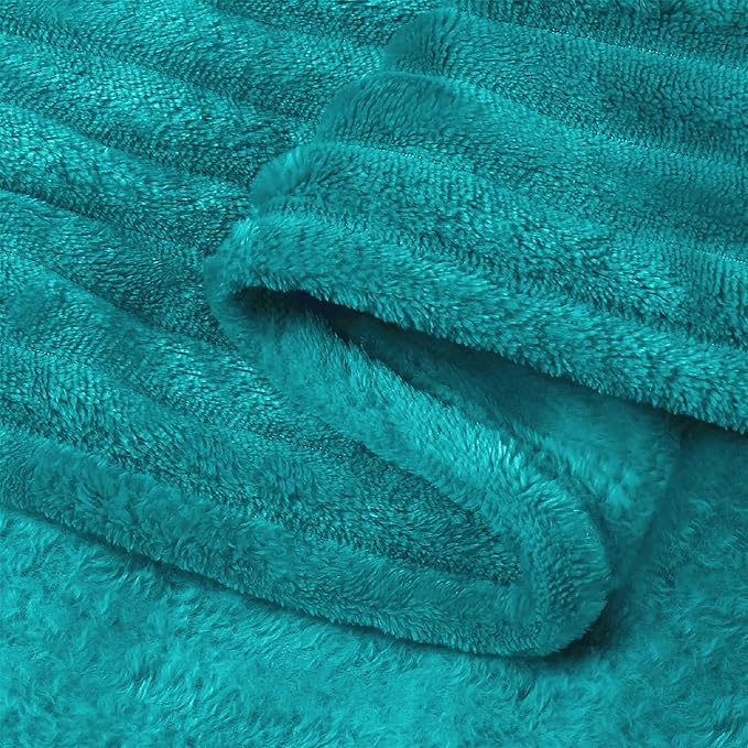 BEDELITE 3D Ribbed Ocean Blue Fleece Throw Blanket - Image 6