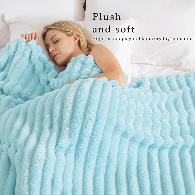 Exclusivo Mezcla Striped King Size Fleece Blanket - Image 2