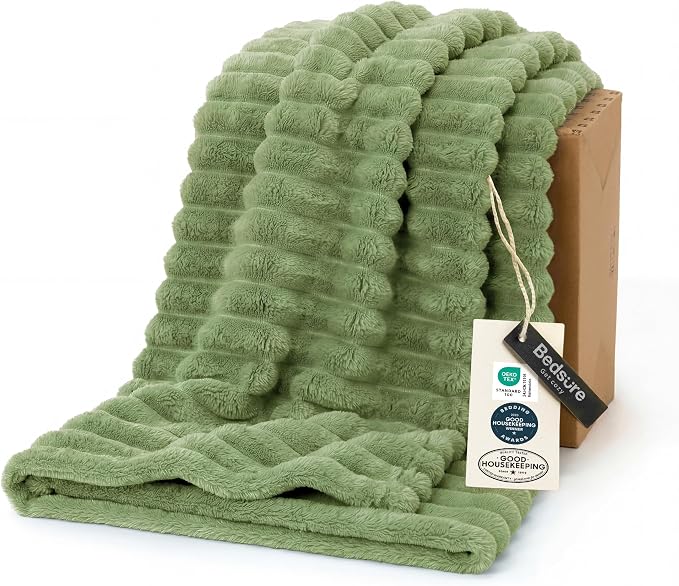 Bedsure Soft Reseda Green Throw Blanket by Unknown
