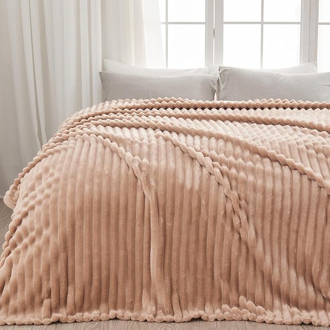 NEWCOSPLAY Fleece Ribbed Cozy Queen Blanket by NEWCOSPLAY