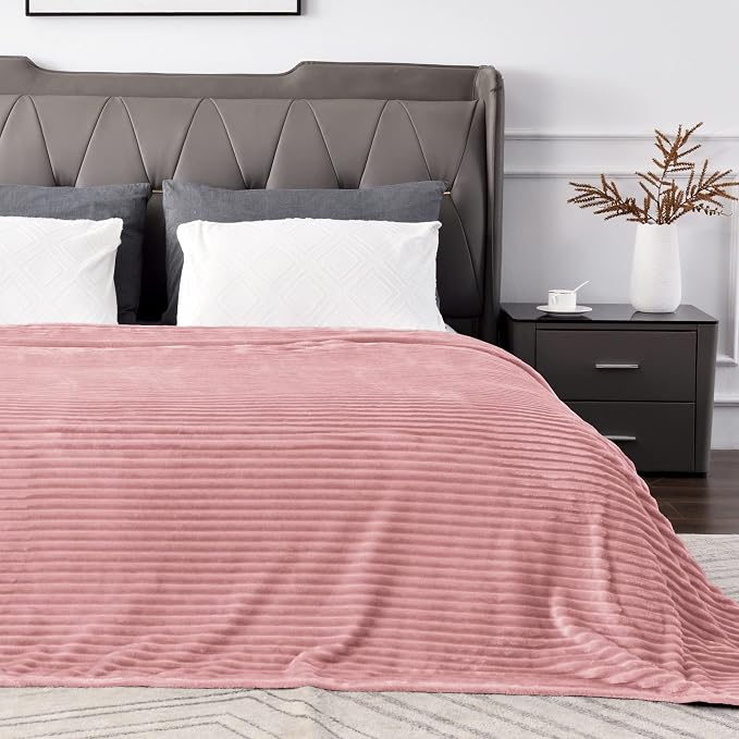 BEDELITE 3D Ribbed Jacquard Pink Full Size Blankes - Image 2