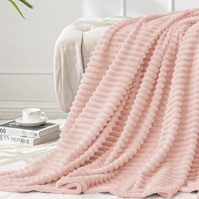 BEDELITE 3D Ribbed Light Pink Fleece Throw Blanket by BEDELITE
