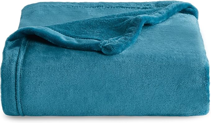 Bedsure GentleSoft Fleece Throw Blanket Teal by Unknown