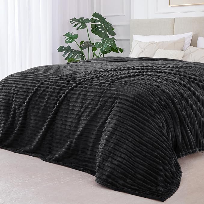 BEDELITE 3D Ribbed Jacquard Black Blankets Queen Size - Image 2