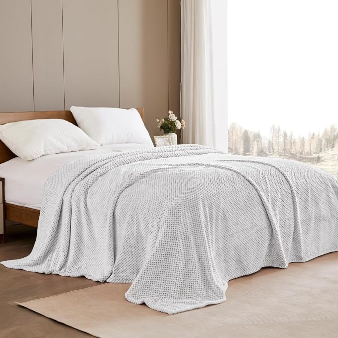 Exclusivo Mezcla Soft Waffle Fleece Bed Blanket King Size, Heather Gray | - Image 3