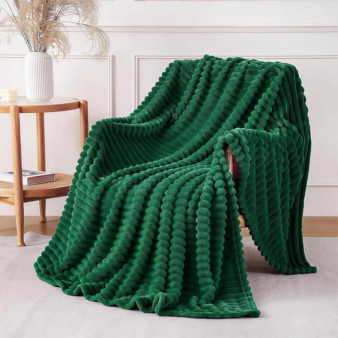Christmas Green Throw Blanket for Couch Sofa 60"x80" Striped Design | Fleece - Image 3
