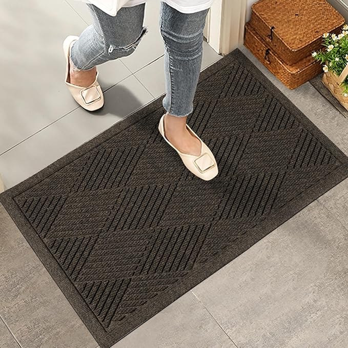 Sturdy Front Door Mat, Absorbent Muddy Dirt Resist Welcome Door Mats Outdoor by HIYARD
