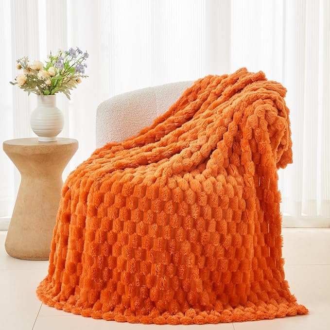 NEWCOSPLAY Fleece Clouds Cozy Throw Blanket - Image 4