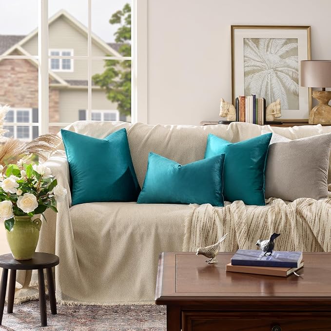 GIGIZAZA Teal Velvet Pillow Covers 20x20 Decorative Pillows Pack of 2 | Blue - Image 3