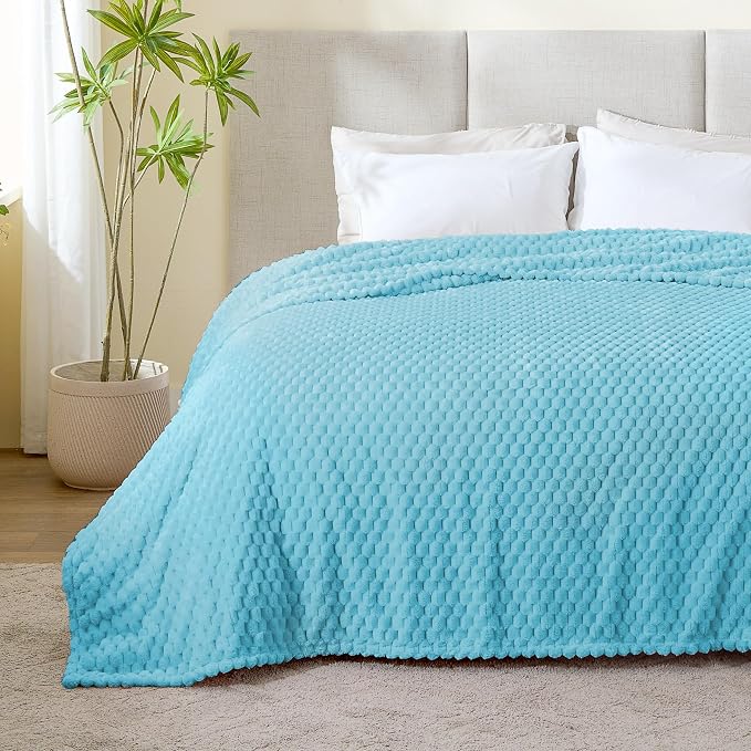 BEDELITE Light Blue Throw Blanket - Image 8
