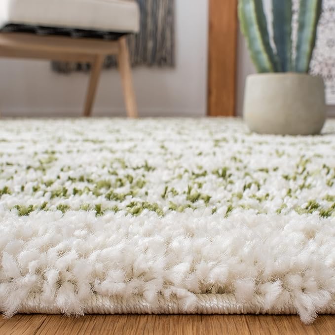 SAFAVIEH Arizona Shag Collection Runner Rug - 2'3" x 6', Ivory & Green, Moroccan Design, Non-Shedding & Easy Care, 1.6-inch Thick, Ideal for The Living Room, Bedroom, Dining Room (ASG741Y-26)