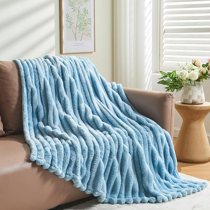 NEWCOSPLAY Fleece Ribbed Cozy Twin Blanket - Image 8