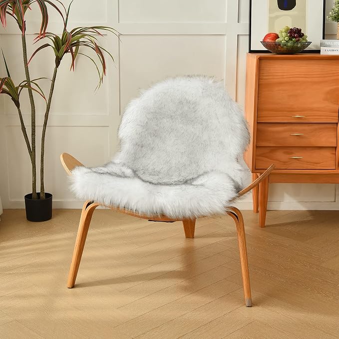 duduta White Black Faux Fur Rug 2x3 ft, Small Shag Bedside Rug Seat Covers | - Image 5