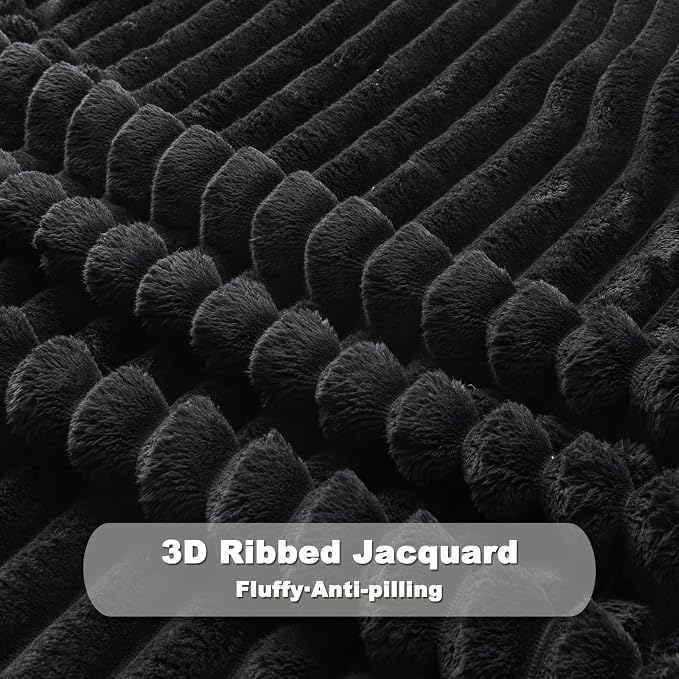 NEWCOSPLAY Fleece Ribbed Cozy Queen Blanket - Image 5
