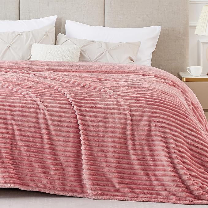 BEDELITE 3D Ribbed Jacquard Pink King Size Blankets by BEDELITE