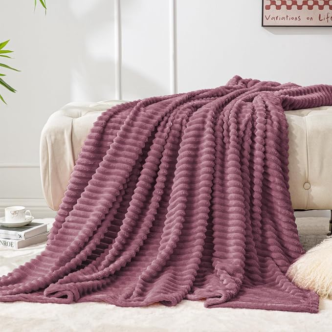 BEDELITE 3D Ribbed Jacquard Plum Fleece Throw Blanket - Image 7