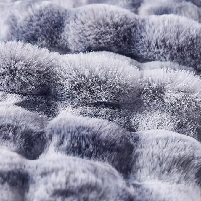 BENVWE Fluffy Faux Fur Throw Blanket - Image 6