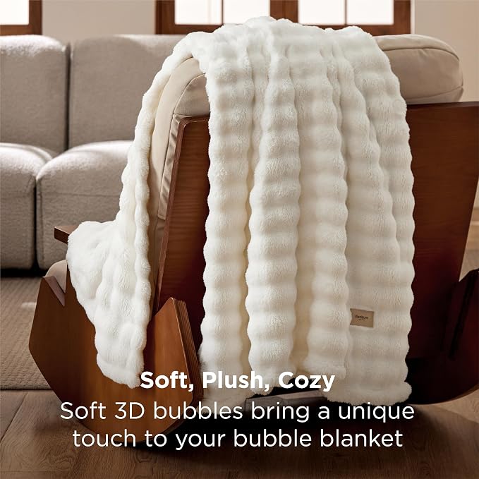Bedsure White Twin XL Blankets for Bed - Image 3