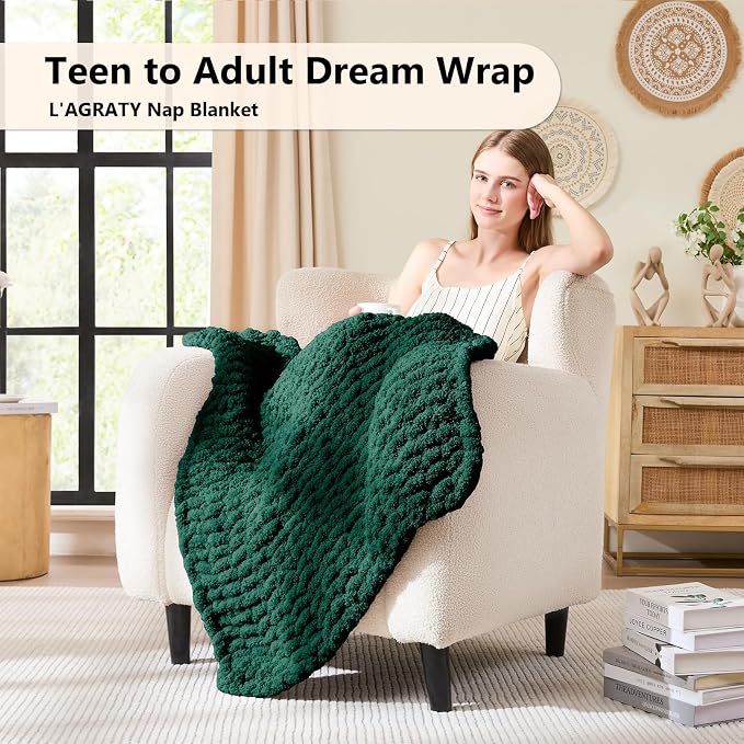 L'AGRATY Chunky Knit Throw Blanket - Image 2