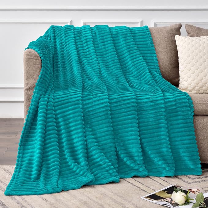 BEDELITE Ribbed Jacquard Ocean Blue Fleece Twin Blanket - Image 2