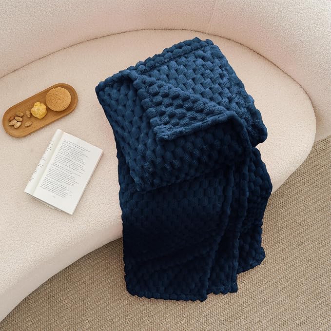 BEDELITE Navy Large Throw Blanket - Image 6