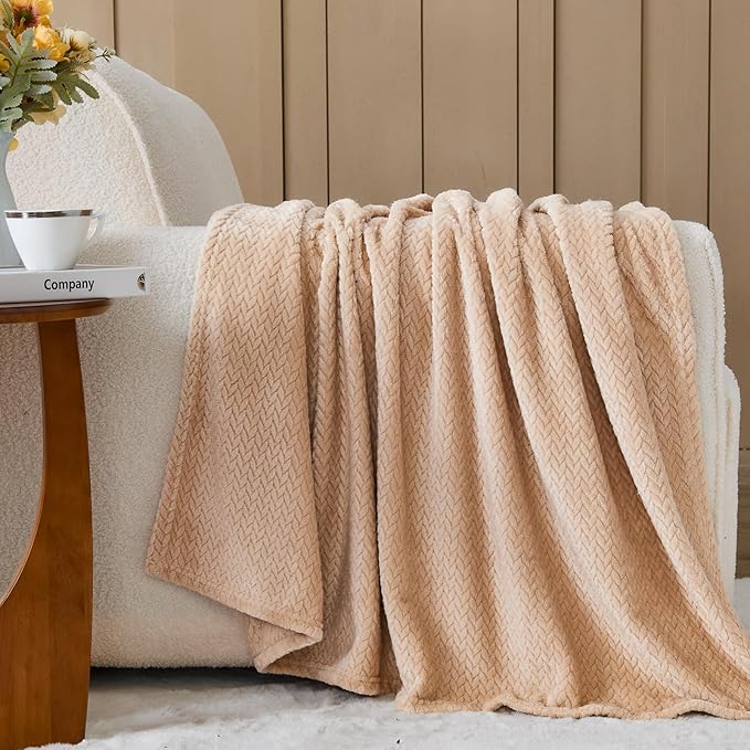 NEWCOSPLAY Super Soft Throw Blanket Brown Premium Silky Flannel Fleece Leaves Pattern Lightweight Bed Blanket All Season Use (Brown, Throw(50"x60"))