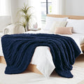 L'AGRATY Chunky Knit Throw Blanket by LAGRATY