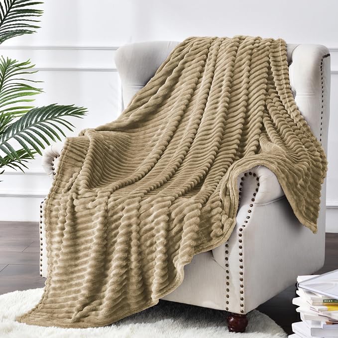 BEDELITE Ribbed Jacquard Brown Fleece Throw Blanket - Image 8