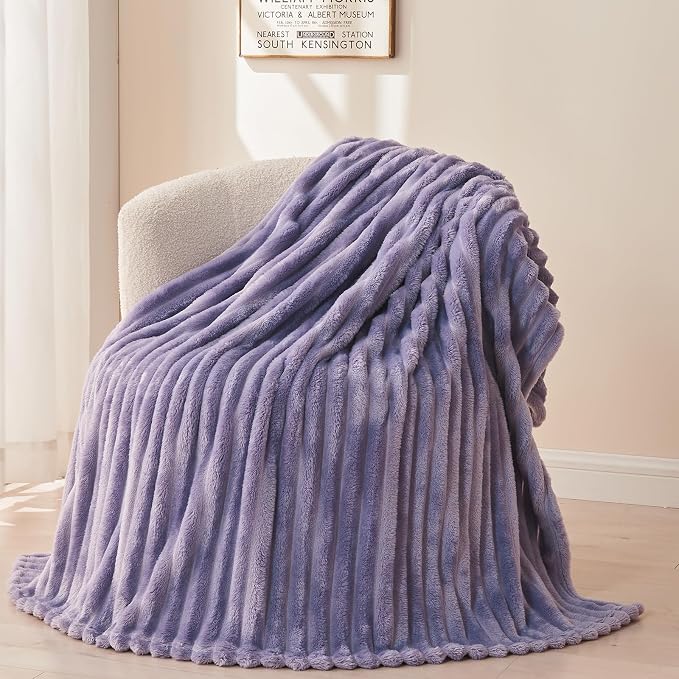 NEWCOSPLAY Fleece Ribbed Cozy King Blanket - Image 9
